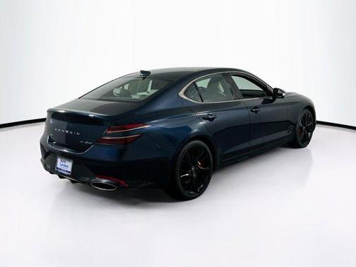 2022 Genesis G70 3.3T AWD