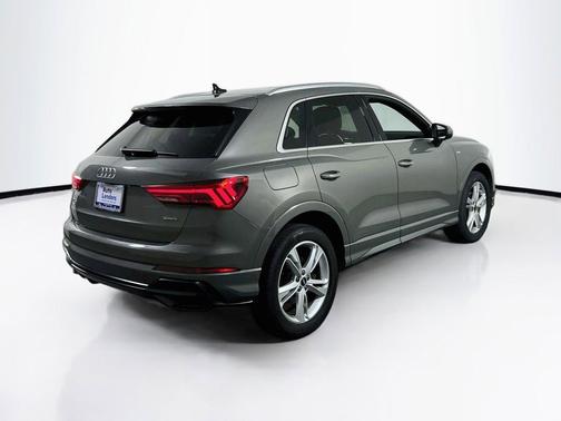 Chronos Gray Metallic 2022 Audi Q3 45 S line Premium Plus