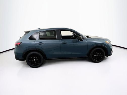 Nordic Forest Pearl 2023 Honda HR-V AWD Sport