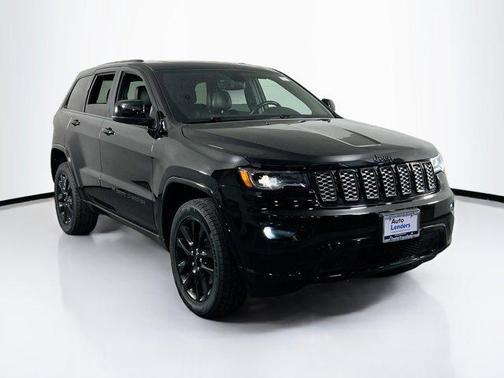 2022 Jeep Grand Cherokee Laredo