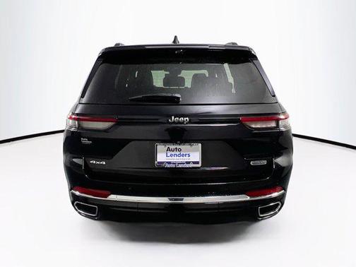 2022 Jeep Grand Cherokee Overland