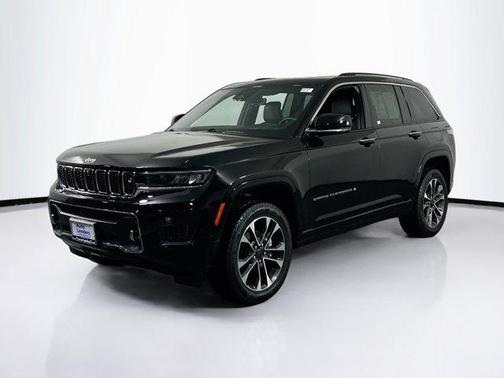 2022 Jeep Grand Cherokee Overland