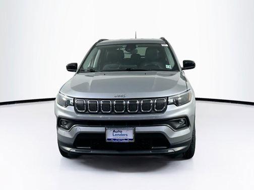 Billet Silver Metallic Clearcoat 2022 Jeep Compass Latitude