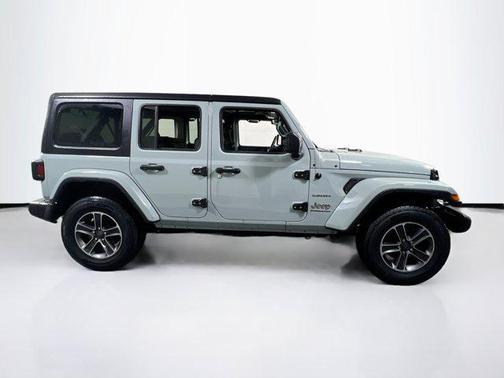 2023 Jeep Wrangler 4-Door Sahara 4x4
