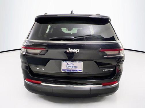 Diamond Black Crystal Pearlcoat 2023 Jeep Grand Cherokee L Limited