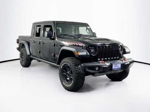 Black Clearcoat 2022 Jeep Gladiator Mojave 4x4