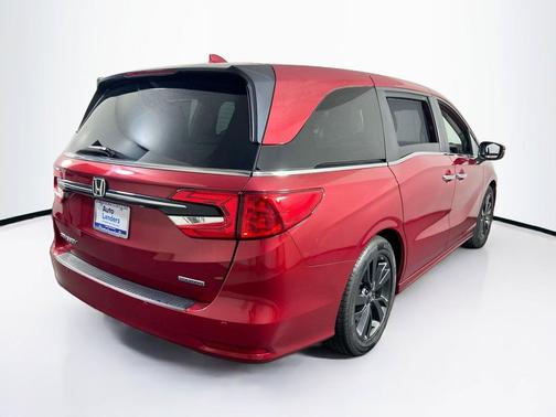 Radiant Red Metallic II 2023 Honda Odyssey Touring