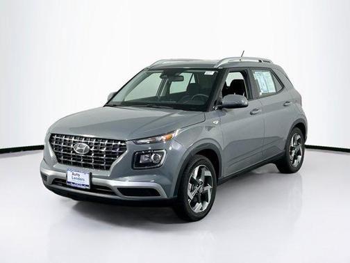 2023 Hyundai VENUE SEL