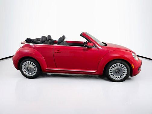 2016 Volkswagen Beetle 1.8T SE