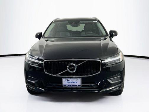 2021 Volvo XC60 T5 Momentum