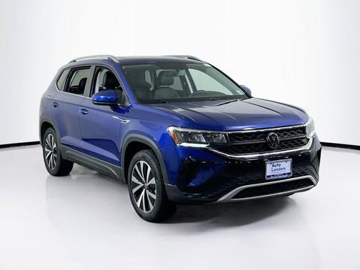 Dusk Blue Metallic 2022 Volkswagen Taos 1.5T SE