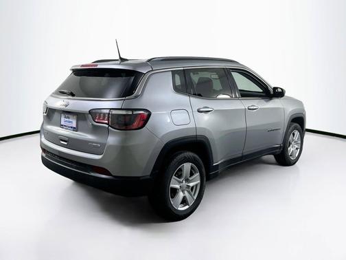 Billet Silver Metallic Clearcoat 2022 Jeep Compass Latitude