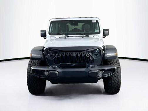 Bright White Clearcoat 2024 Jeep Wrangler Willys