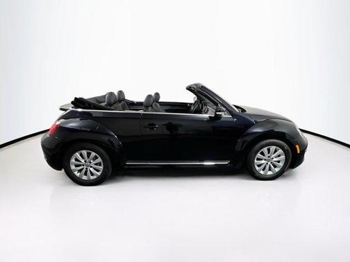2019 Volkswagen Beetle 2.0T S