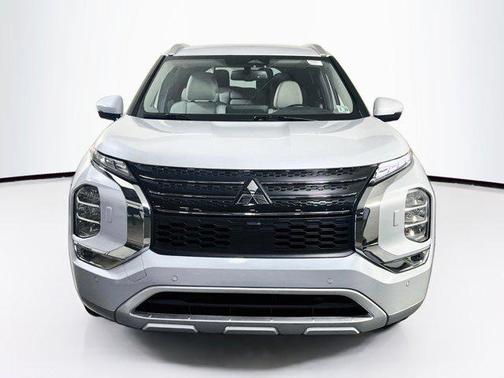 Black Diamond/Alloy Silver Roof 2024 Mitsubishi Outlander SEL Platinum Edition S-AWC
