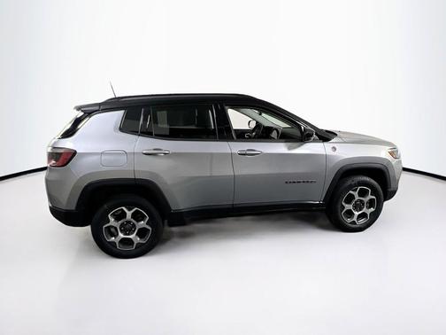 Billet Silver Metallic Clearcoat 2022 Jeep Compass Trailhawk