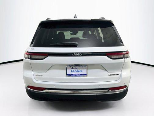 Bright White Clearcoat 2023 Jeep Grand Cherokee Limited