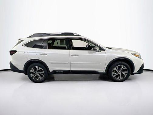 2022 Subaru Outback Touring XT