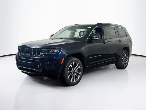 Midnight Sky 2023 Jeep Grand Cherokee L Overland