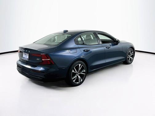 Denim Blue Metallic 2024 Volvo S60 B5 Plus Dark Theme
