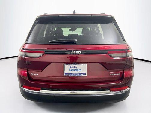 2023 Jeep Grand Cherokee Laredo