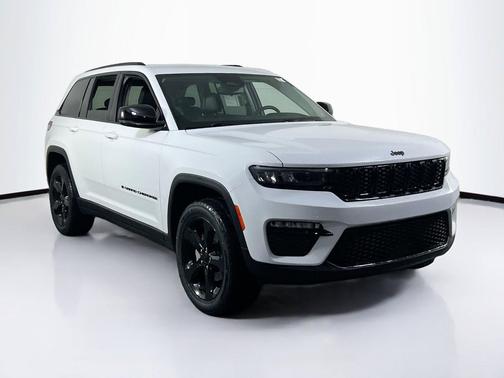Bright White Clearcoat 2023 Jeep Grand Cherokee Limited