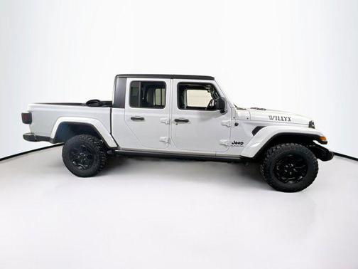 2022 Jeep Gladiator Willys 4x4