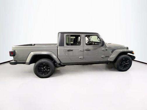 2022 Jeep Gladiator Sport S