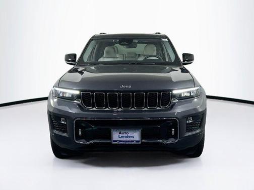 2022 Jeep Grand Cherokee Overland