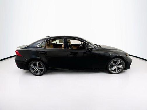 2018 Lexus IS 300 Base
