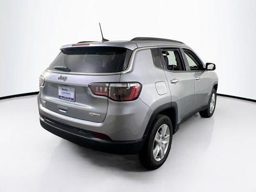 Billet Silver Metallic Clearcoat 2022 Jeep Compass Latitude