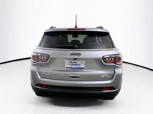 Billet Silver Metallic Clearcoat 2022 Jeep Compass Latitude