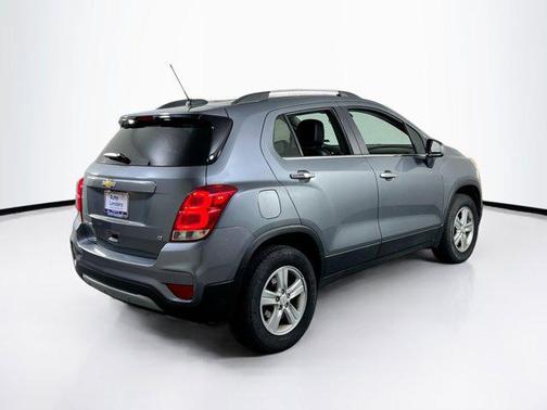 Satin Steel Metallic 2019 Chevrolet Trax LT