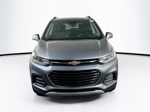 Satin Steel Metallic 2019 Chevrolet Trax LT