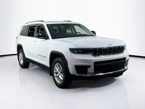 Bright White Clearcoat 2023 Jeep Grand Cherokee L Laredo