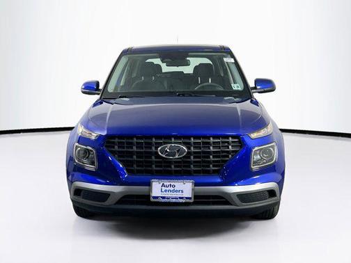 2023 Hyundai VENUE SE