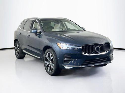2022 Volvo XC60 B6 Inscription