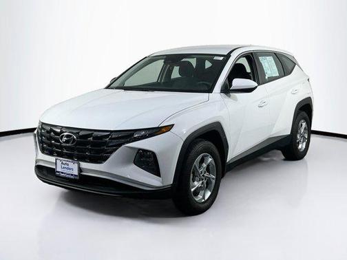 2023 Hyundai TUCSON SE