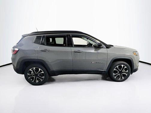 Sting-Gray Clearcoat 2022 Jeep Compass Limited