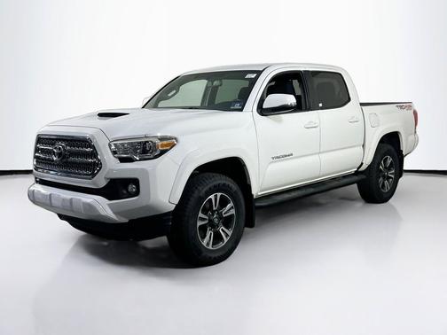 Super White 2017 Toyota Tacoma TRD Sport