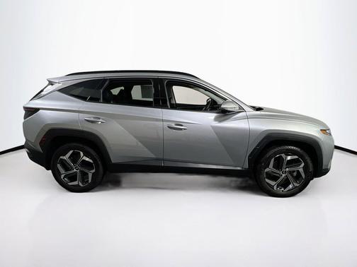 Shimmering Silver 2023 Hyundai TUCSON Limited