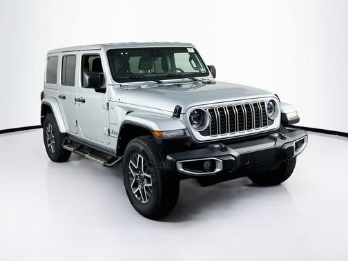 Silver Zynith Clearcoat 2024 Jeep Wrangler 4-Door Sahara 4x4