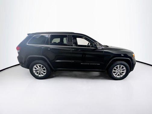 2022 Jeep Grand Cherokee Laredo