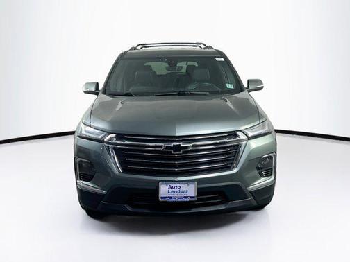Silver Sage Metallic 2022 Chevrolet Traverse LT Leather