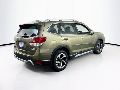 Autumn Green Metallic 2023 Subaru Forester Touring