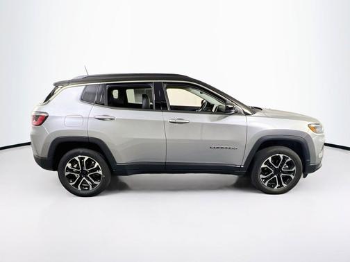 Billet Silver Metallic Clearcoat 2022 Jeep Compass Limited