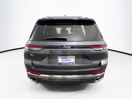 2022 Jeep Grand Cherokee Overland