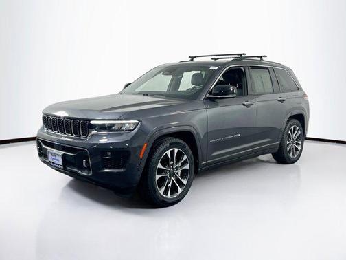 2022 Jeep Grand Cherokee Overland