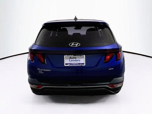 2023 Hyundai TUCSON SE