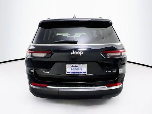 Diamond Black Crystal Pearlcoat 2023 Jeep Grand Cherokee L Limited